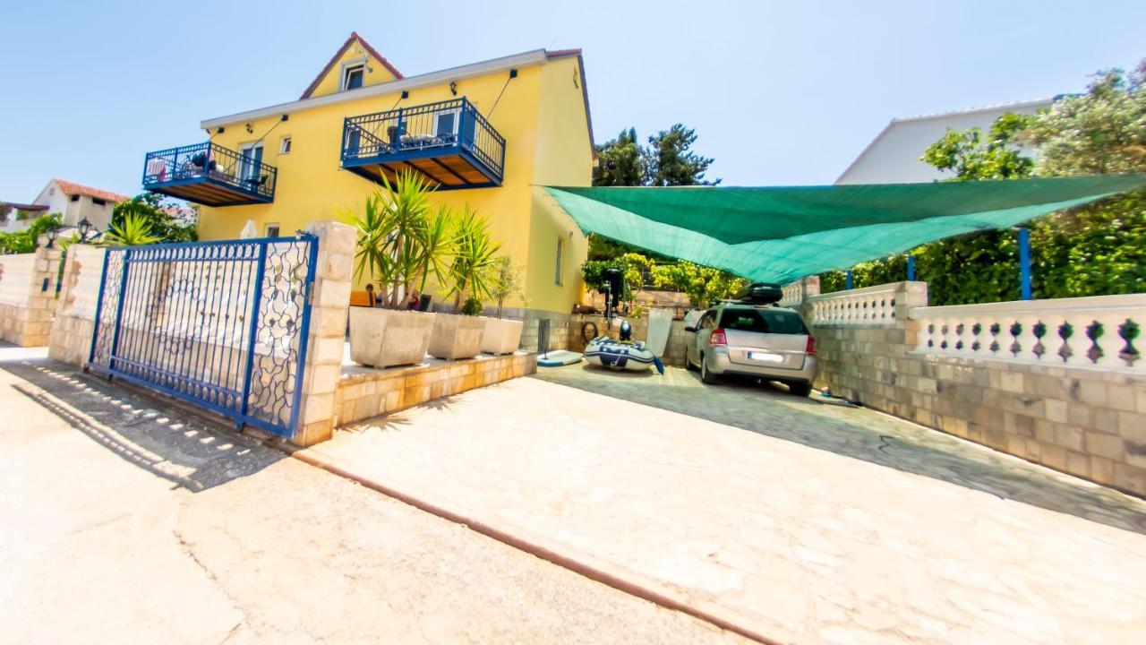 Planikovica Apartments Trogir Exterior foto