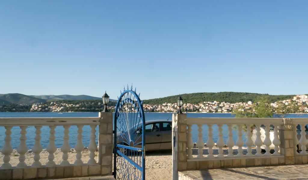 Planikovica Apartments Trogir Exterior foto