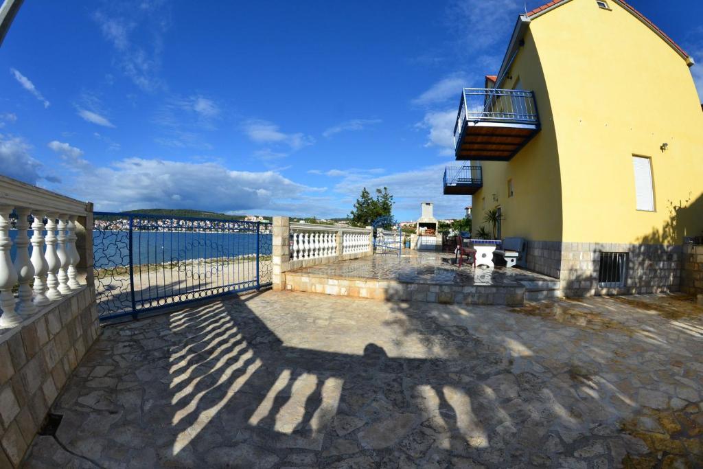 Planikovica Apartments Trogir Exterior foto